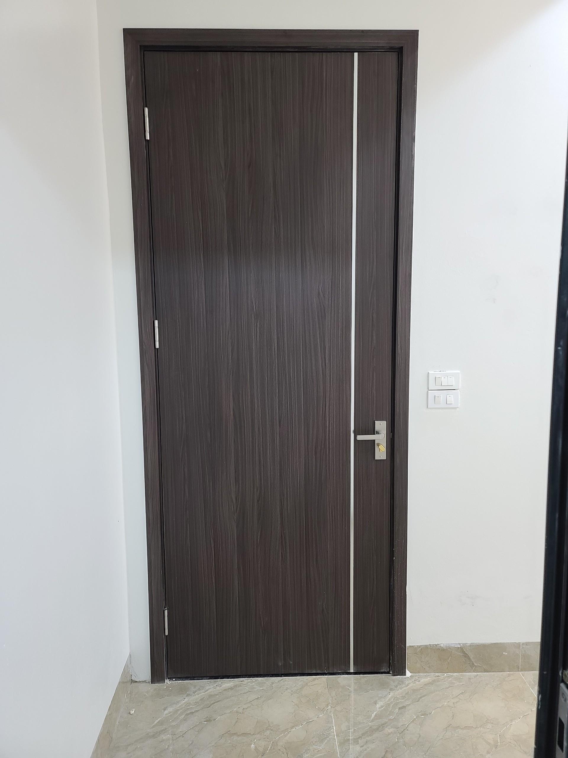 CỬA GỖ NHỰA TRANG TRÍ CHỈ NHÔM